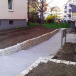 Beton-Blockstufen-Beton-Rechteckpflaster-Trockenmauer-und-Beeteinfassung-aus-Sandstein